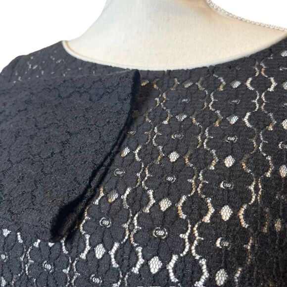 Lilly Pulitzer Black Lace Dress Key Hole Button Back Lined Wide Neck Size 10 - Picture 3 of 14